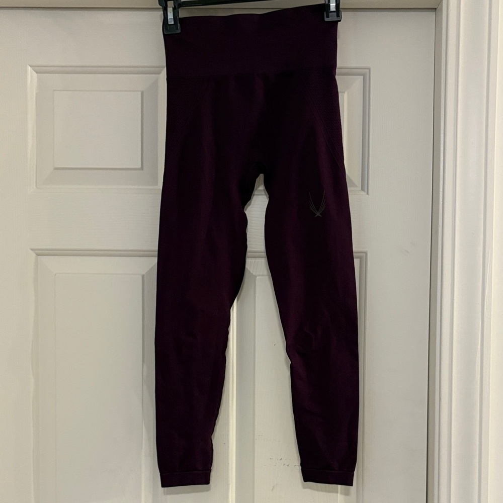Women's Deep Purple Leggings